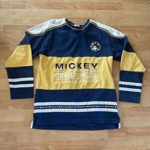 Disney Mickey Championship Classic Sports Mens Long sleeved shirt size Large